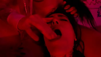 Preview 3 of Hifi Sexy Porn Video - MAIS QUE AMIGAS,  VADIAS! - BIA ROMAN &amp_ DANI SKYLI