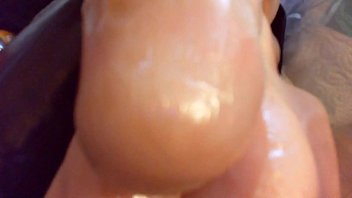 Preview 3 of Asian Baby Sleep Boyfriend - Piccolo segaiolo che non sei altro sei pronto ad essere dominato come una troia?