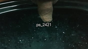 Preview 1 of Gime Porni - Desi Shemale Peeing