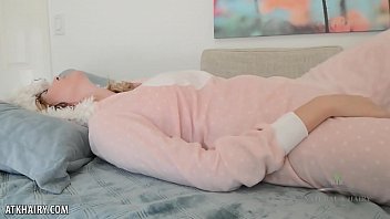 Preview 1 of Sensi Peark - Aali Rousseau works hard to cum for your pleasure