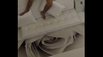 Preview 1 of Desi Marathi Aunty Sex Small Boy - Filmando minha esposa no espelho