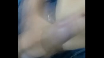 Preview 3 of Topless Cam Girls - me masturbo pensando en mi prima