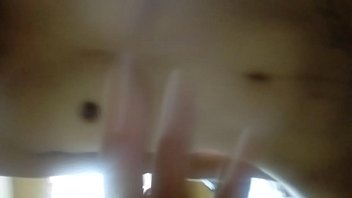 Preview 3 of Hugewap Net - Le gusta la verga de su papi