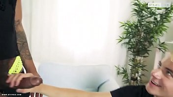 Preview 1 of Kumtomba Mwanamke Bikla - BBC fuck white twink