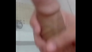 Preview 3 of Kids Vs - Pedido da contatinho para bater uma para ela e enviar