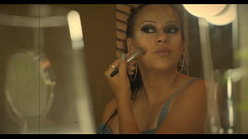 Preview 1 of Adriana Chechik Fucking Machine - HALLOWEEN 2019: Jolla tiene sexo con un extra&ntilde_o que invade su casa