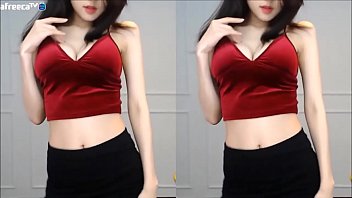 Preview 3 of Sexy Lades - G&aacute_i H&agrave_n Quốc nhảy mặc &aacute_o d&acirc_y v&aacute_y ngắn