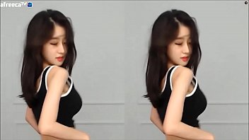 Preview 3 of Bottom Thailand Masturbasi - G&aacute_i H&agrave_n Quốc nhảy c&aacute_i gợi cảm khi&ecirc_u kh&iacute_ch mọi &aacute_nh nh&igrave_n