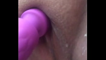 Preview 2 of 3g King Xxx Comamelie Pomerleau - Close up wand masturbation can see orgasm