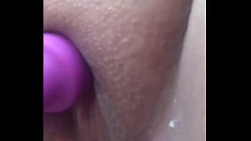 Preview 3 of 3g King Xxx Comamelie Pomerleau - Close up wand masturbation can see orgasm