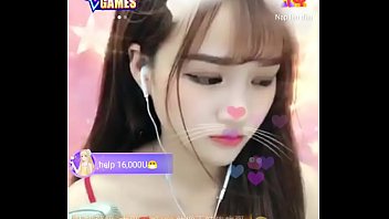 Preview 4 of Mom And Son Fick In Kitchen - Cutie girl Asian talkshow Uplive