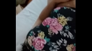 Preview 4 of Julia Ann 01 - Transex gordinha vende sua virgindade