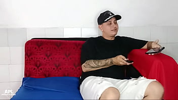 Preview 1 of Pahskn Xxx - Me divierto mucho comiendome las nalgas grandes de la puta de mi madrastra cada vez que la casa esta sola - Historia completa