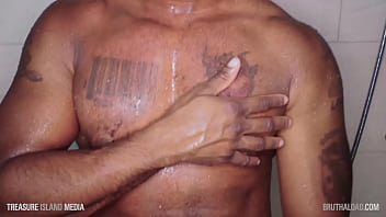Preview 2 of Arista Porn - Wash Up In The Shower With