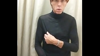 Preview 1 of Esposa De Un Amigo - Tranny masturbates eats cum