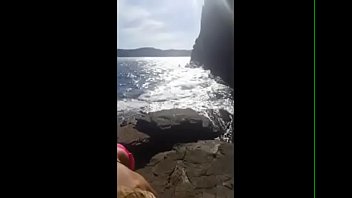 Preview 1 of Gute Mdchen - bikini girl sucks cock on the rocky shore s. &gt_&gt_ LILKITTY631