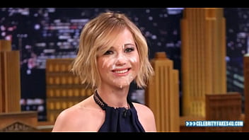 Preview 1 of Shower Handy - jennifer lawrence naked pics