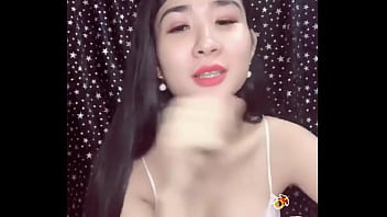 Preview 4 of From Girls Alone Sex - Một em m&aacute_u d&ecirc_ khoe v&uacute_