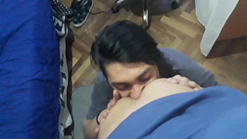 Preview 3 of Cum Inside Sandals - Me chupa el culo