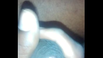 Preview 1 of Ass Doggy Besar - Mineiro gozando pensando na vizinha