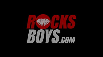 Preview 1 of Wwwxxx3 Mg - Twink Bangs his hole with his toy