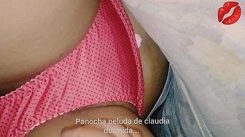 Preview 2 of Valentine Fuking Videos - La conchita peluda de mi esposa claudia en bombacha