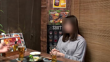 Preview 2 of Saxveideo - 【個撮】【30歳 Ｅカップ 美乳新妻 に中出し】女の性欲を飛躍的に増大させる酒を出す相席系居酒屋　SEX依存禁断症状並