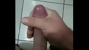 Preview 3 of Mea Khaleva - Maduro batendo uma p