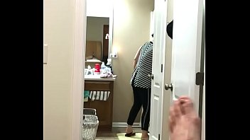 Preview 2 of Cahnez Xxx - Vo toi lung lon lam bu di anh Vietnam