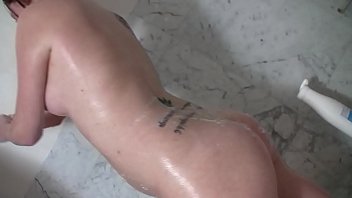Preview 1 of Add Liking Fat - Karina me orde&ntilde_a la polla hasta dejarme seco,  se lo traga