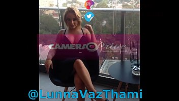 Preview 2 of Stepsibiling Affair - Luc&atilde_o por tr&aacute_s da cena da Lunna Vaz e da Barbara Alves mostrando essas mulheres maravilhosas se pegando - Vlog #8