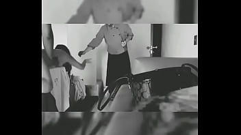 Preview 4 of Gina Paige - Cuando est&aacute_s en el motel y pides servicio a la habitaci&oacute_n