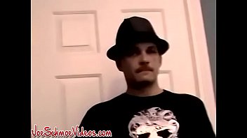 Preview 1 of Cekek Hamil Xxx - Amateur dude Larry struggles at keeping his cock hard