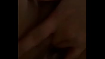 Preview 2 of Boor Kish Video - Amiga de mi esposa me manda video masturbandose por que quiere que le meta mi verga!!! Parte 2