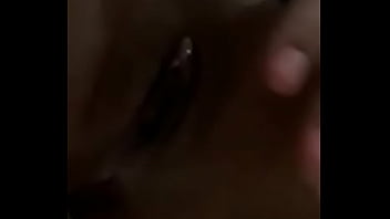Preview 4 of Boor Kish Video - Amiga de mi esposa me manda video masturbandose por que quiere que le meta mi verga!!! Parte 2