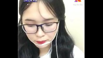 Preview 2 of Sexs Larki - Em g&aacute_i Việt cực xinh livestream Uplive