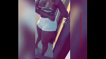 Preview 2 of White Beg Ass - JUICY WET PUSSY