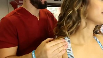 Preview 1 of Jav Mom Fever - CHIROPRACTIC