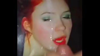 Preview 2 of Amal Kzl Porno - Karen Gillan d. On Cum