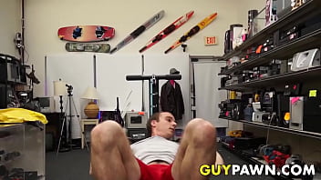 Preview 2 of Xxxxx Hd Video Com Do - Athlete fucked by pawnbrokers on a workout machine