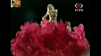 Preview 1 of Cvyfiyike - Nana Gouveia escapando o tapa sexo mostrou tudo Instagram dela @musasdacapa