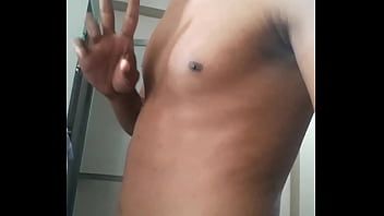 Preview 2 of Mom With Blach - V&iacute_deo de verificaci&oacute_n