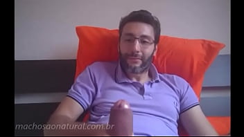 Preview 3 of Big Mouthfuls 18 - Prof batendo uma