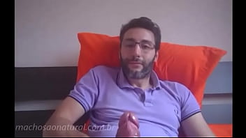 Preview 4 of Big Mouthfuls 18 - Prof batendo uma