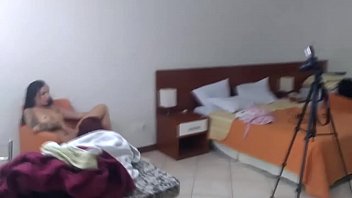 Preview 1 of The Tiny Mia Kimmy - Gravando no hotel  -  Melissa Lisboa - Pernocas