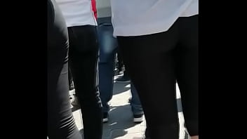 Preview 4 of Tarjan Junguel - Estudiante flaquita pero rica