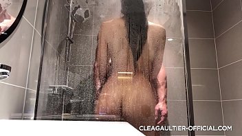 Preview 2 of Pinay Catorsex - A shower with Clea Gaultier