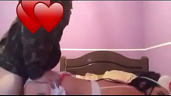 Preview 3 of Borno Sex Come - Le ninfetinha dando gostoso pro soldado (41)997978946