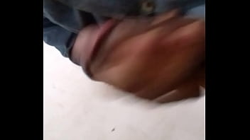 Preview 2 of First Time Xnxx Rapa - Pajero en el trabajo