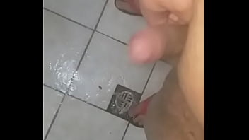 Preview 2 of Mani Giv To Foking - Eu no banho